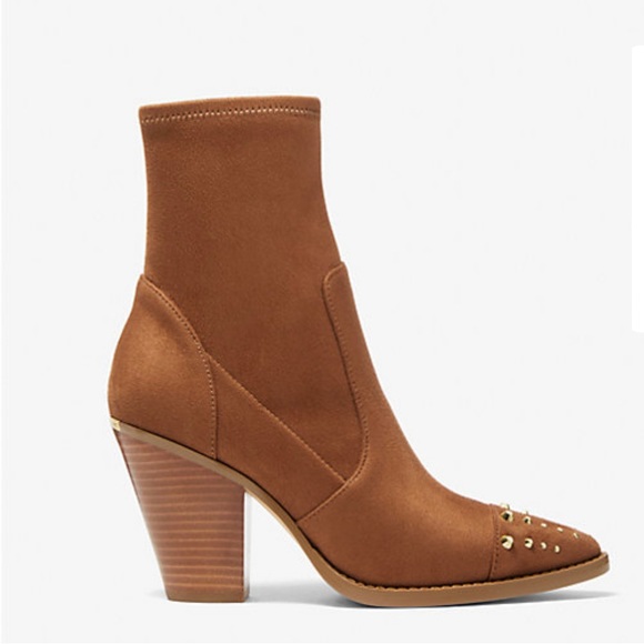MICHAEL KORS
Dover Studded Faux Suede Boot✨brand new - Picture 5 of 7